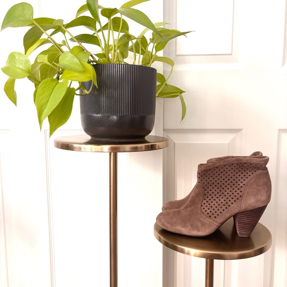 Brand New Jessica Simpson Orsona Suede Ankle Boots - 7M